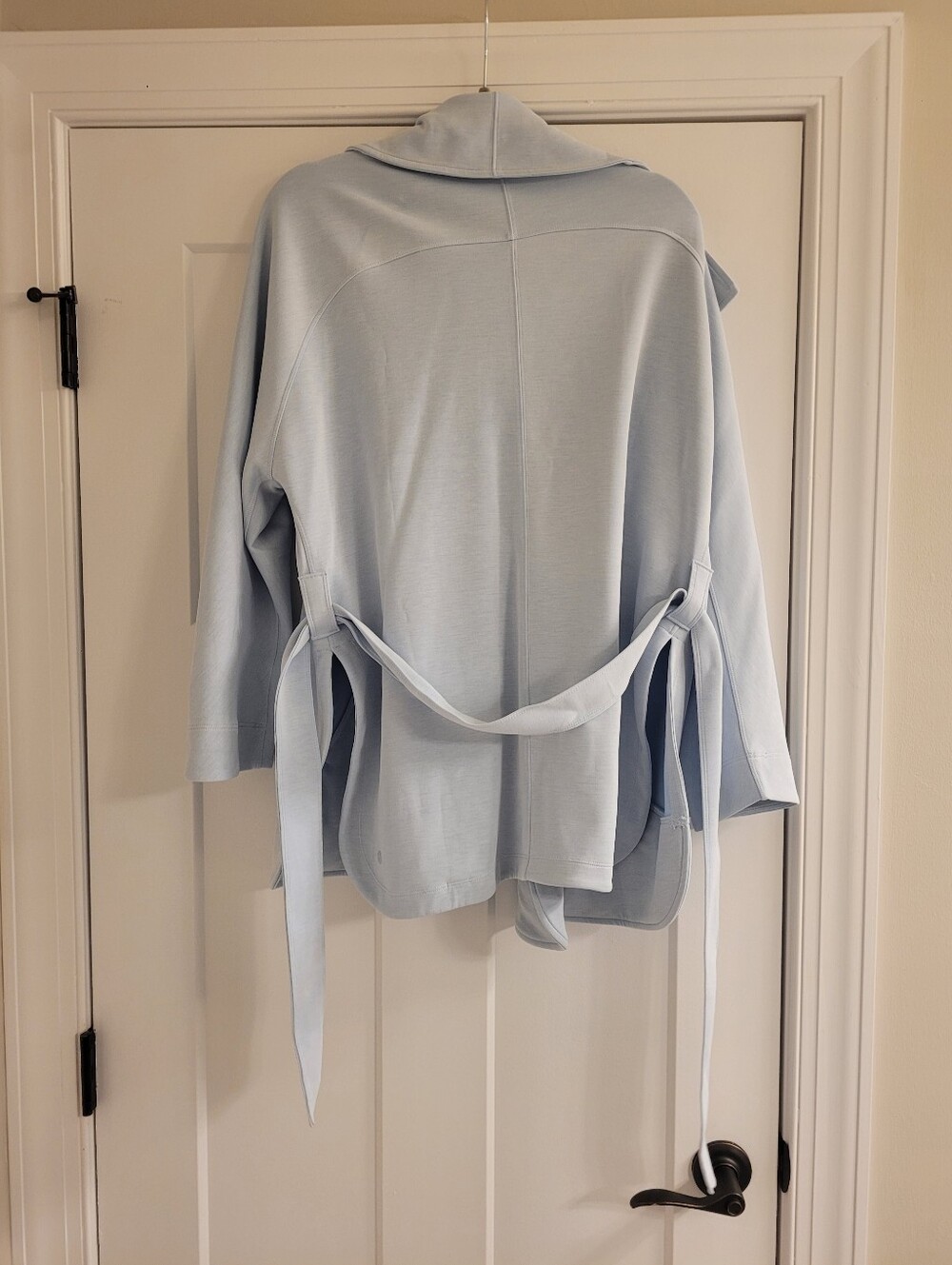 Lululemon Jacket - Picture 4 of 5